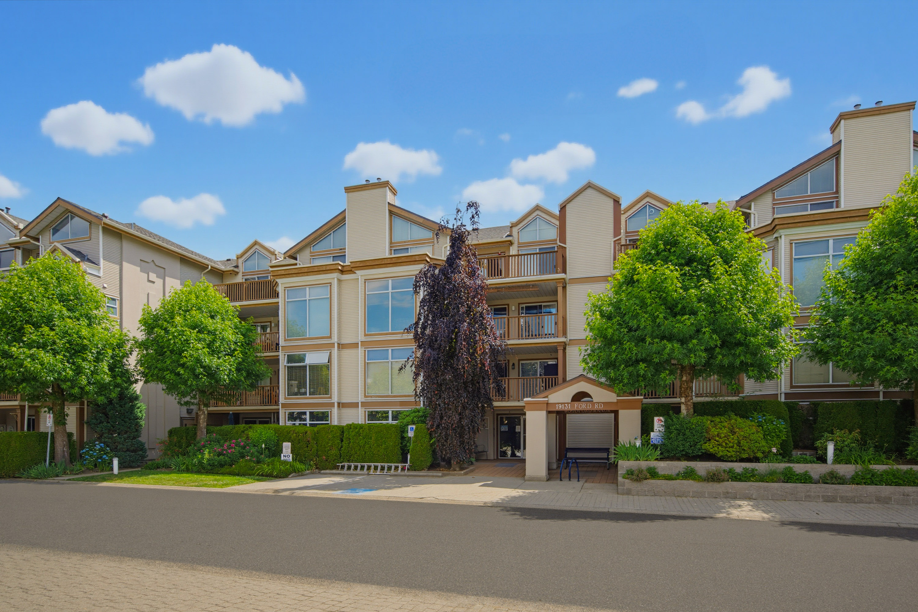 206 - 19131 Ford Road, Pitt Meadows
