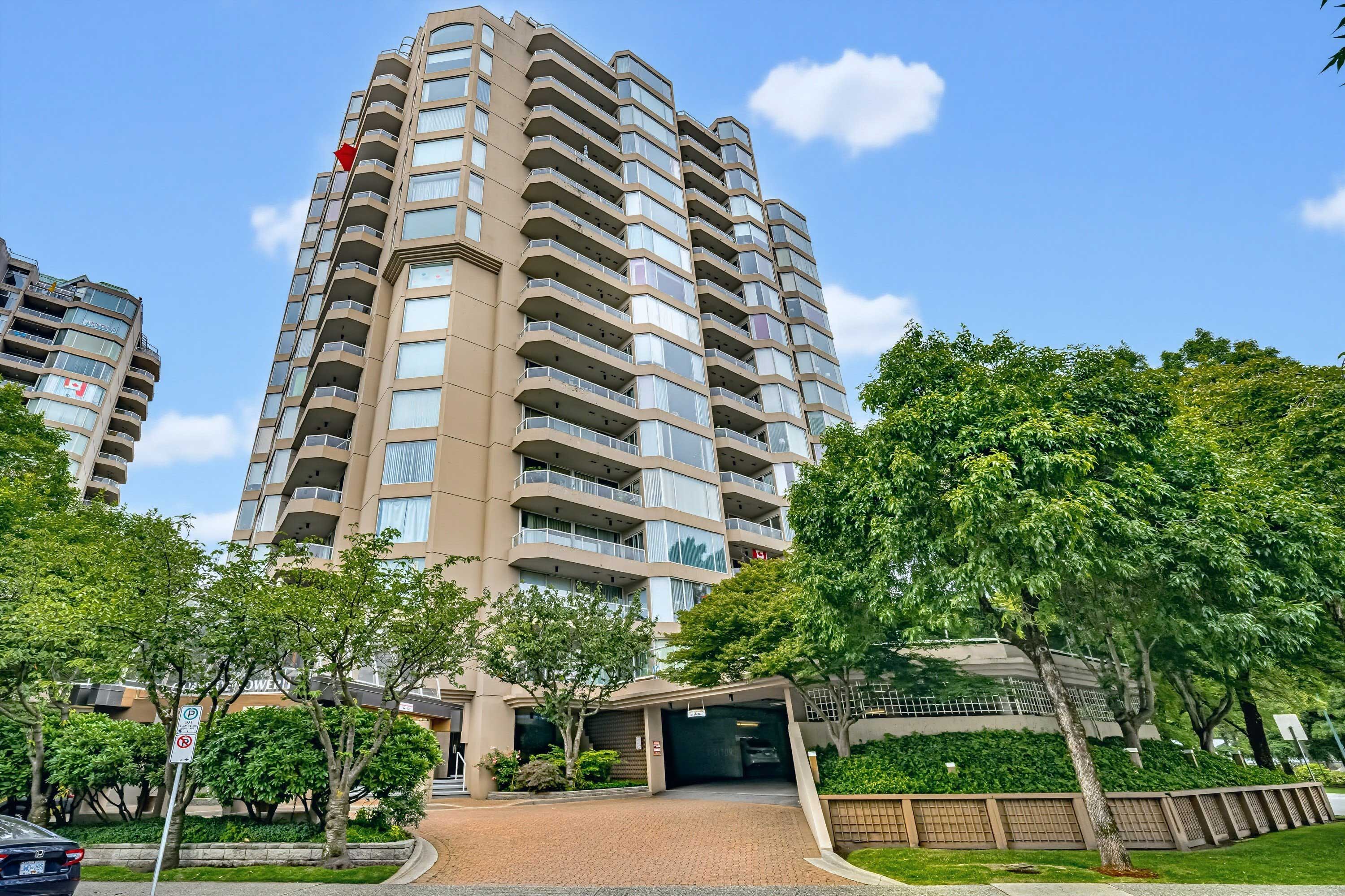 1606 - 1045 Quayside Drive, New Westminster