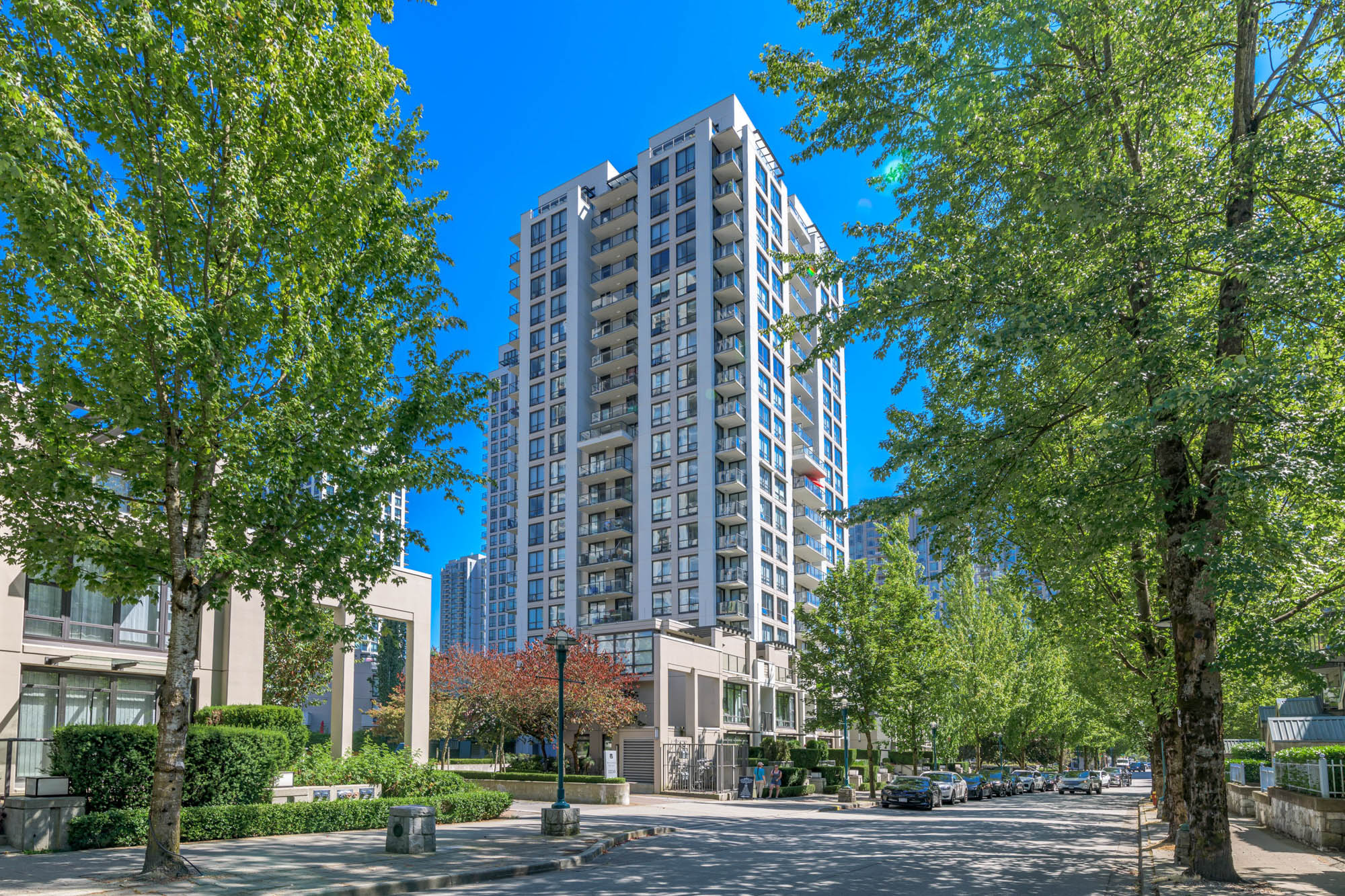 606 - 1185 the High Street, Coquitlam