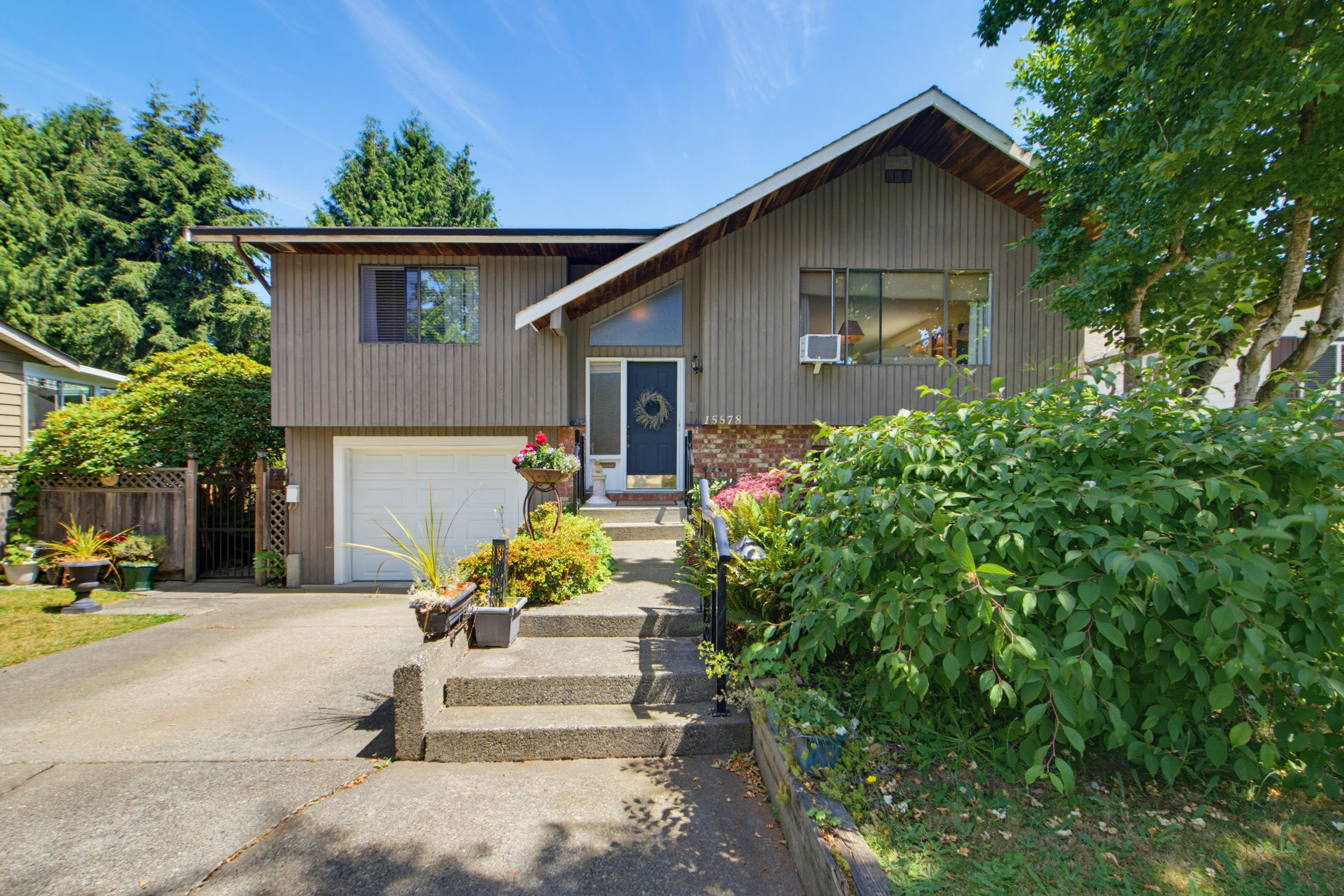 15578 Poplar Drive, Surrey