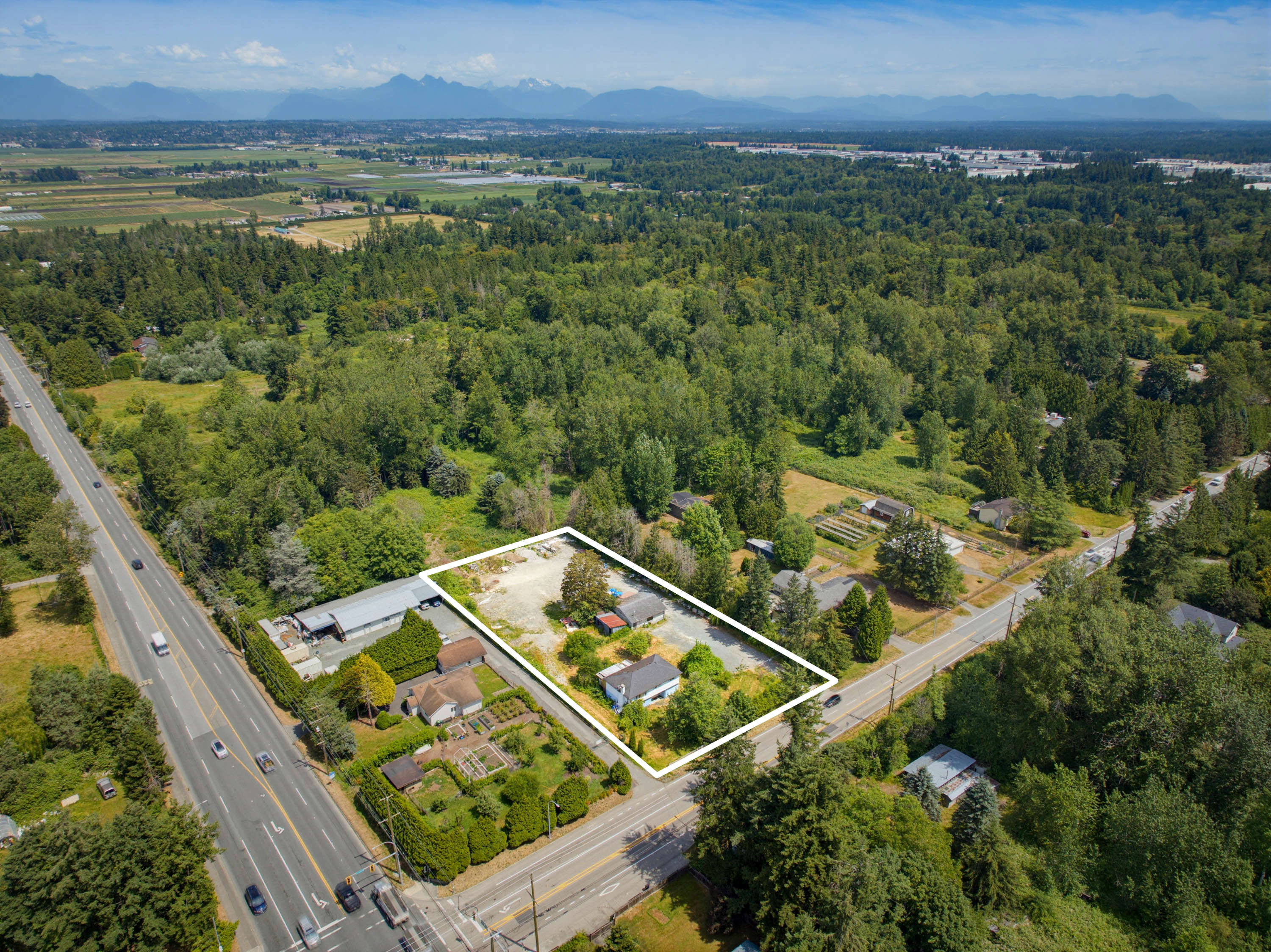 17643 24 Avenue, South Surrey