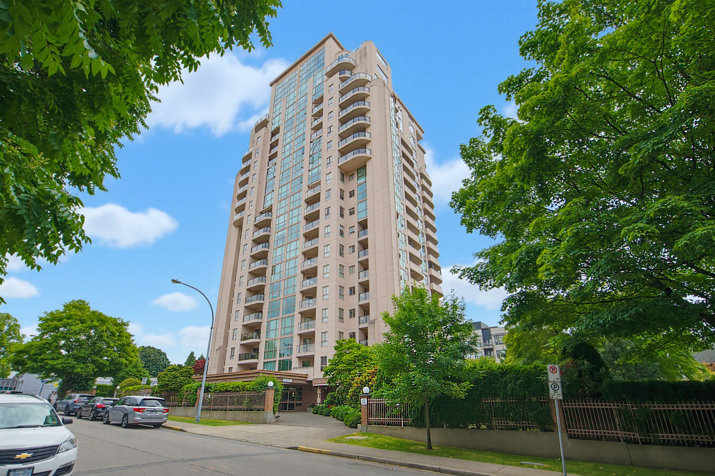 202 - 612 Fifth Avenue, New Westminster
