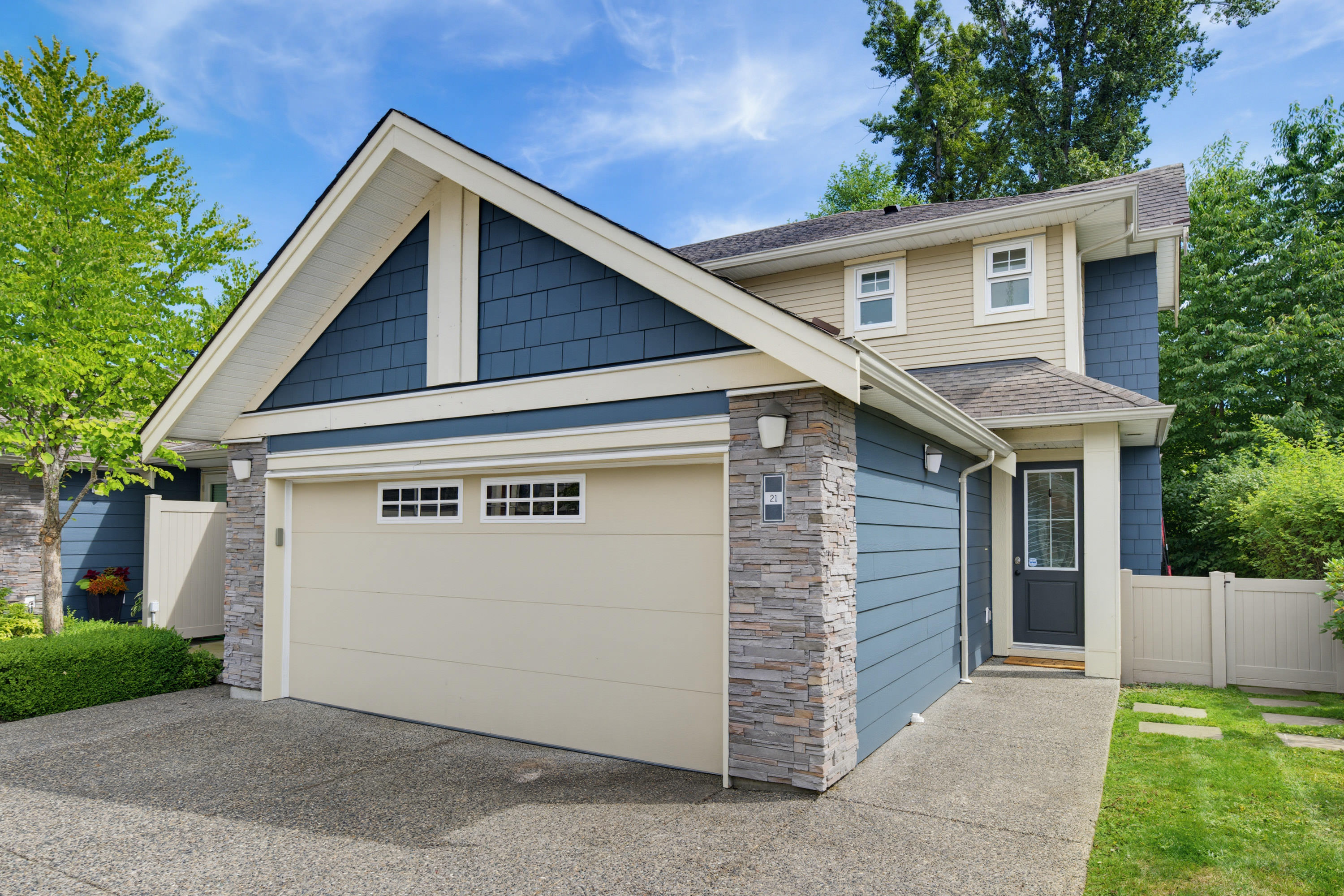 21 - 15454 32 Avenue, Surrey