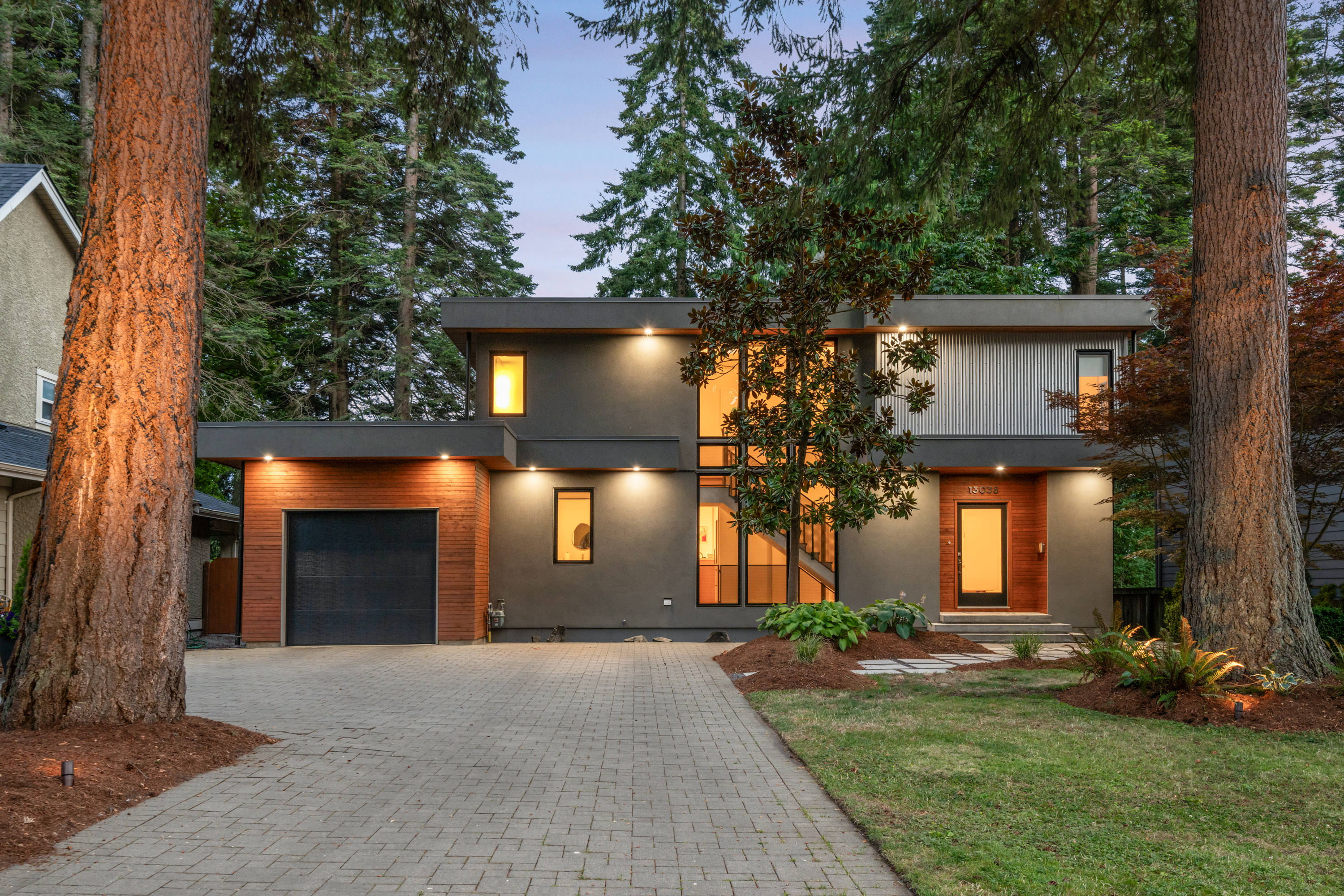 13038 14A Avenue, Surrey