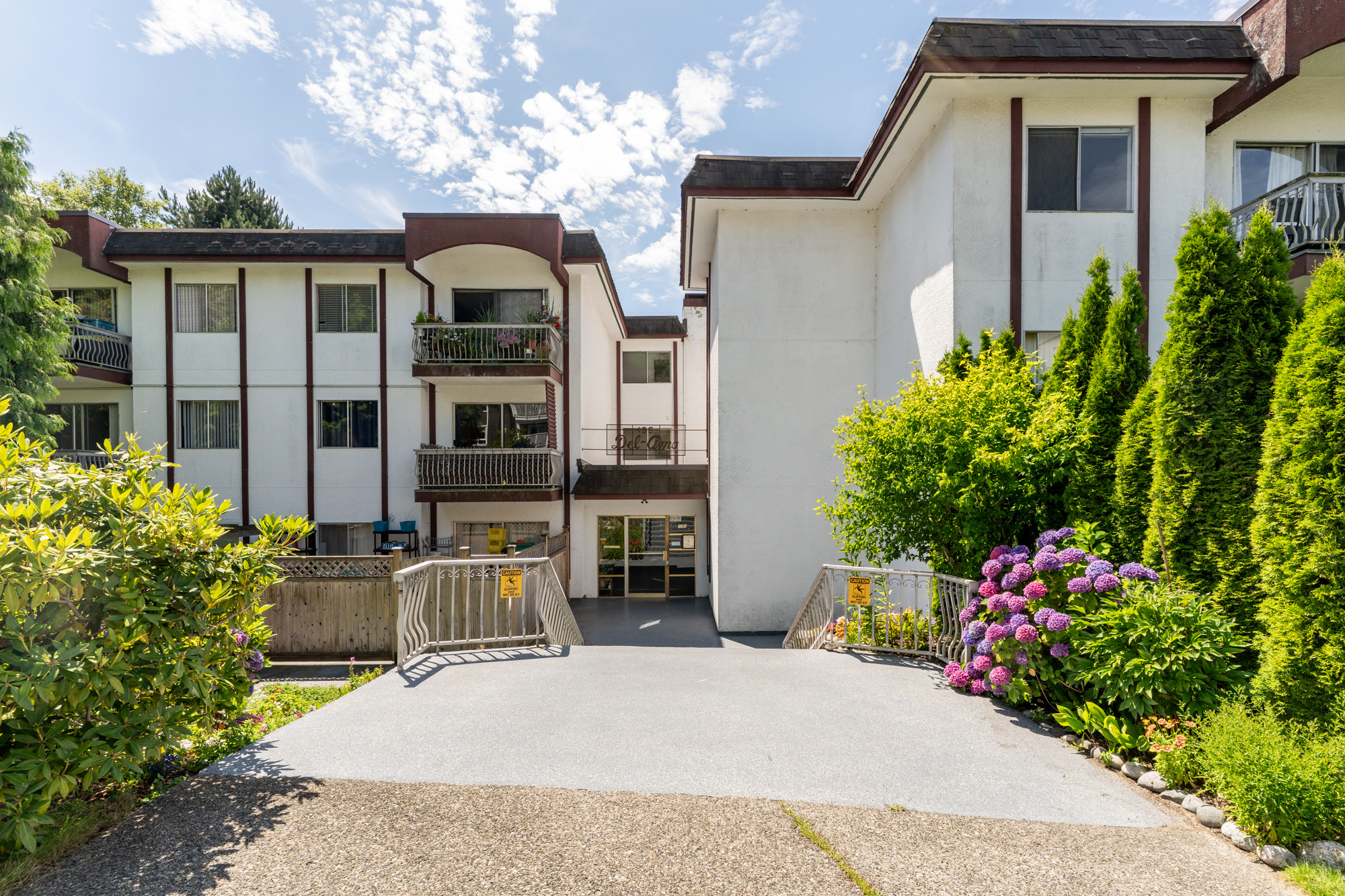 108 - 135 W 21st Street, North Vancouver