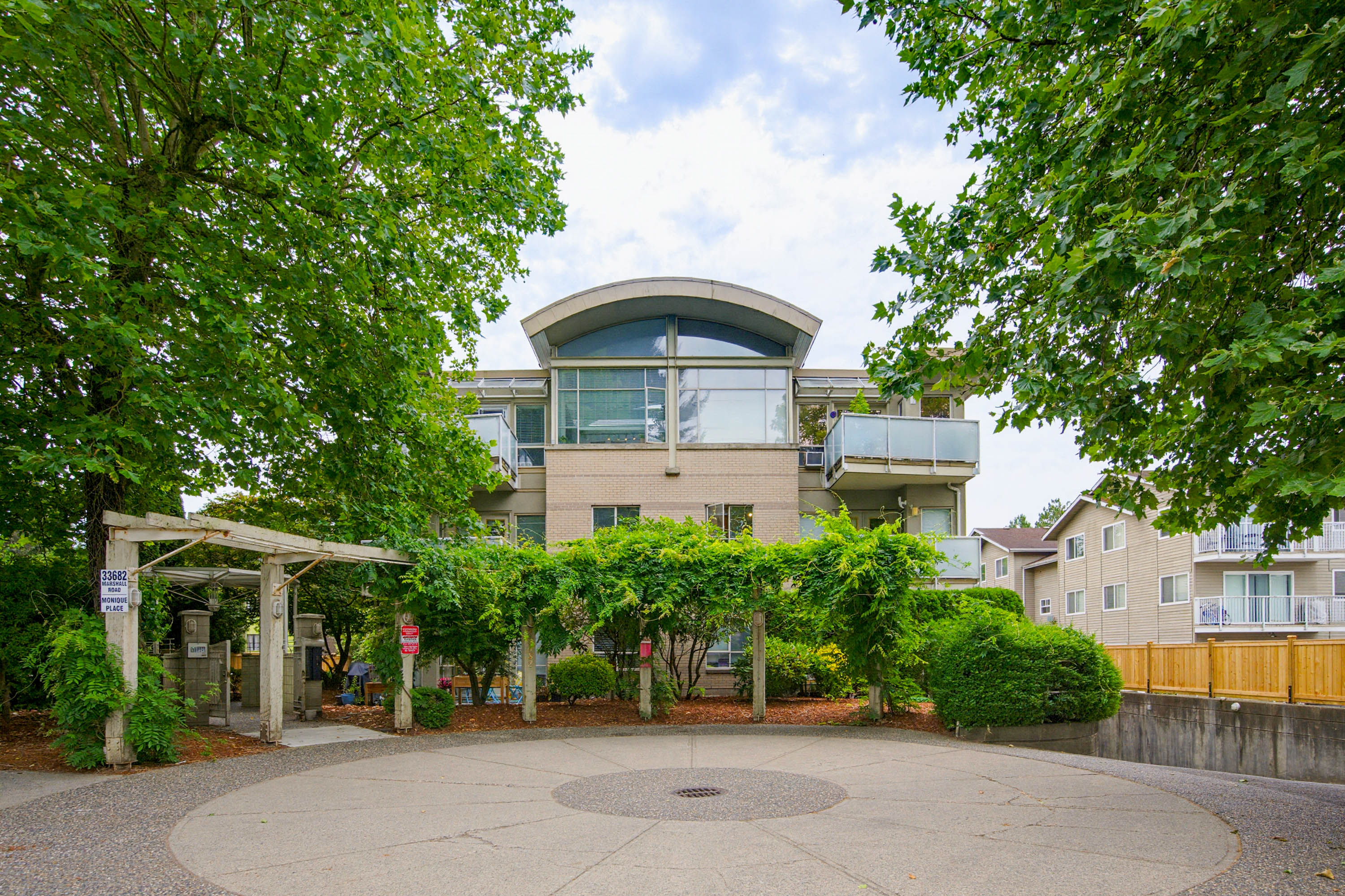 8 - 33682 Marshall Road, Abbotsford