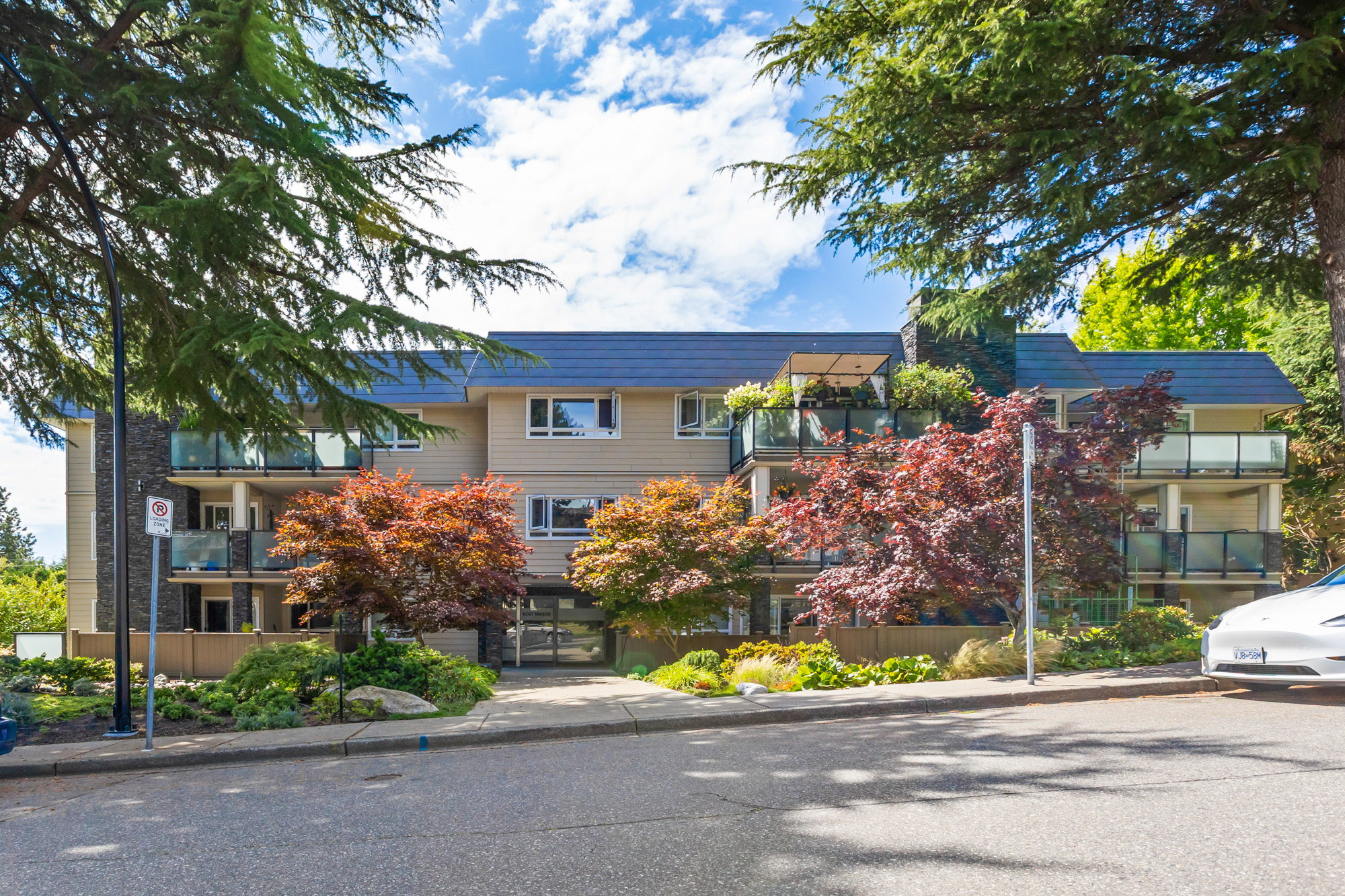 104 - 1371 Foster Street, Surrey
