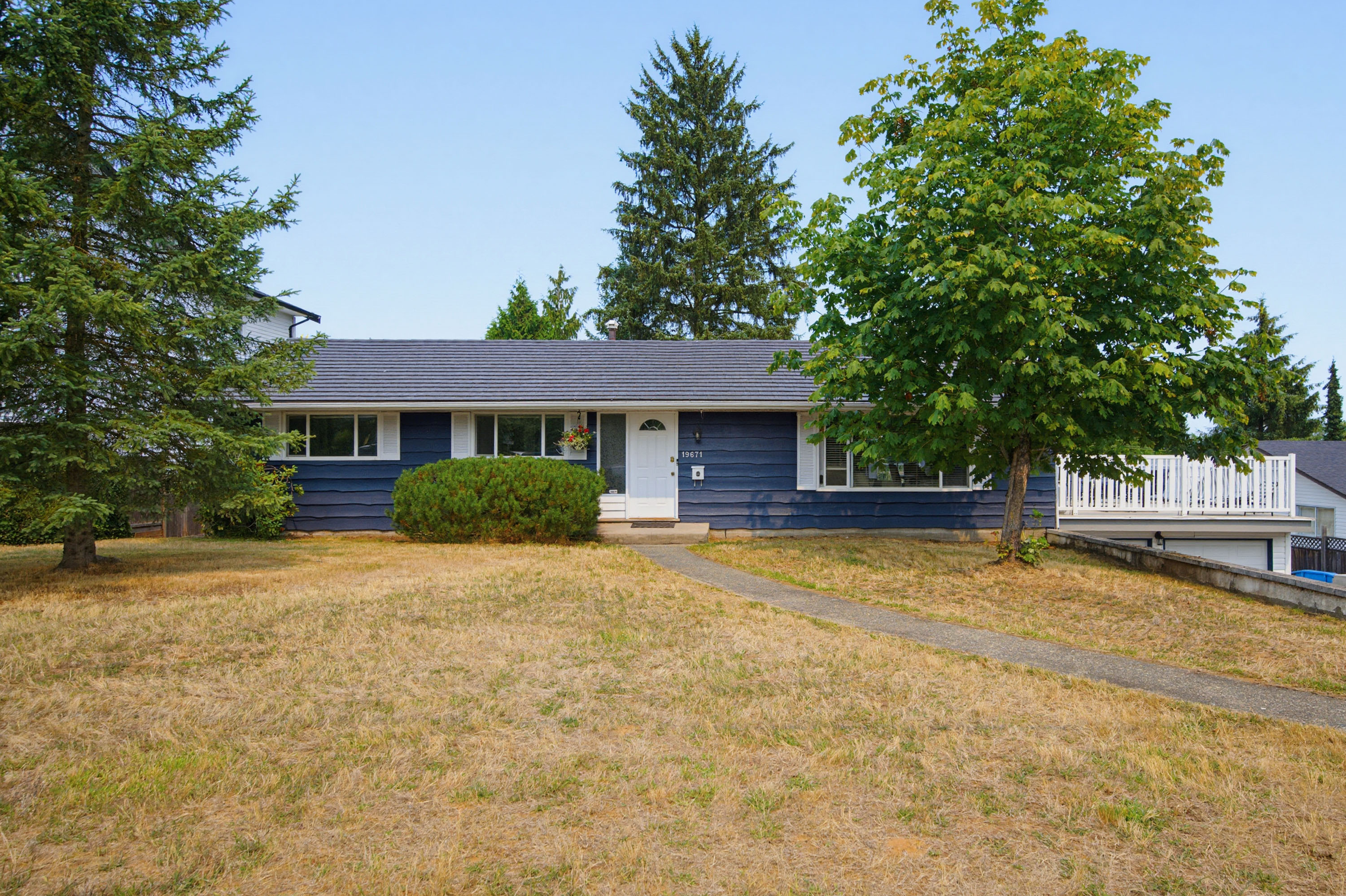 19671 49 Avenue, Langley