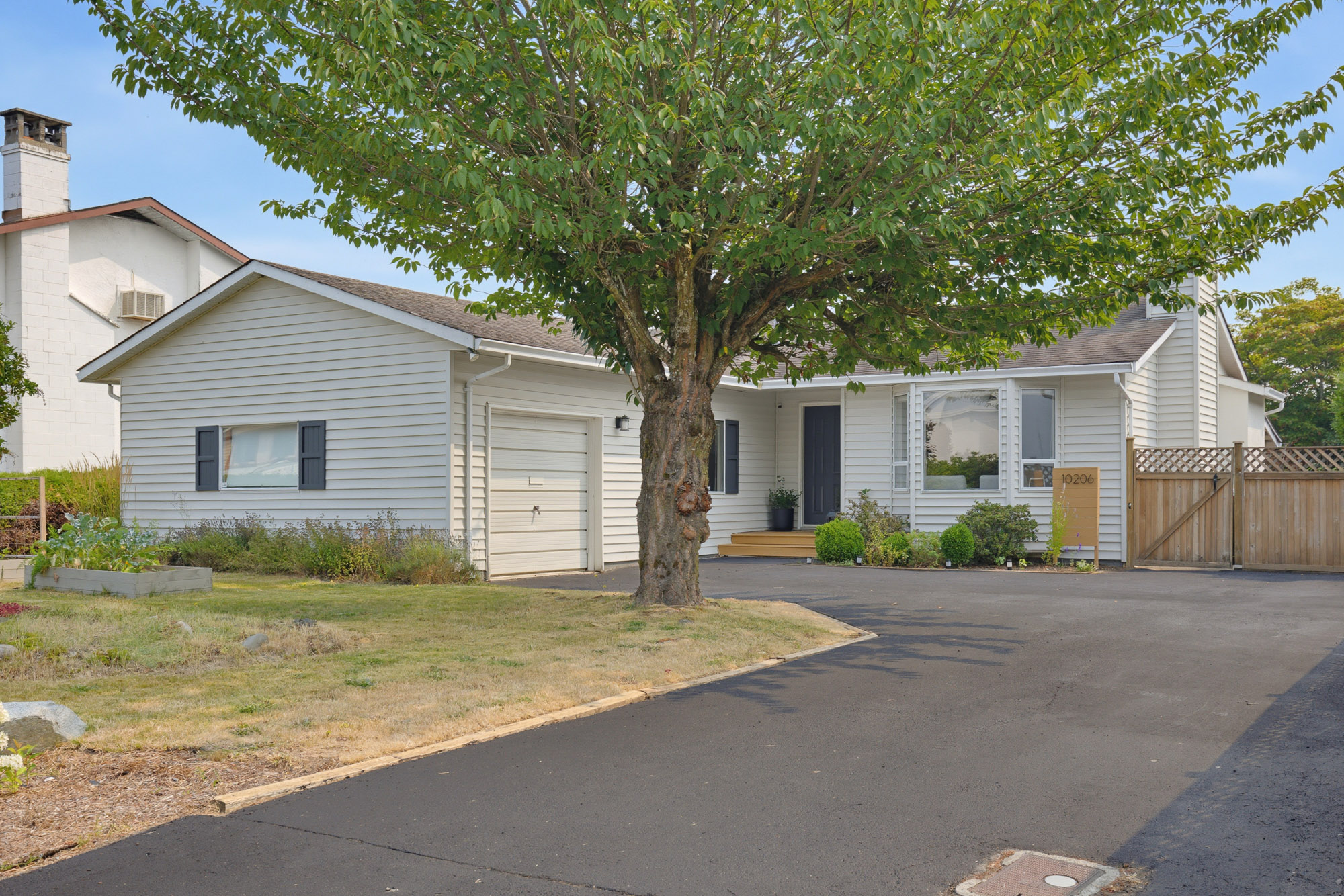 10206 Crystal Drive, Chilliwack