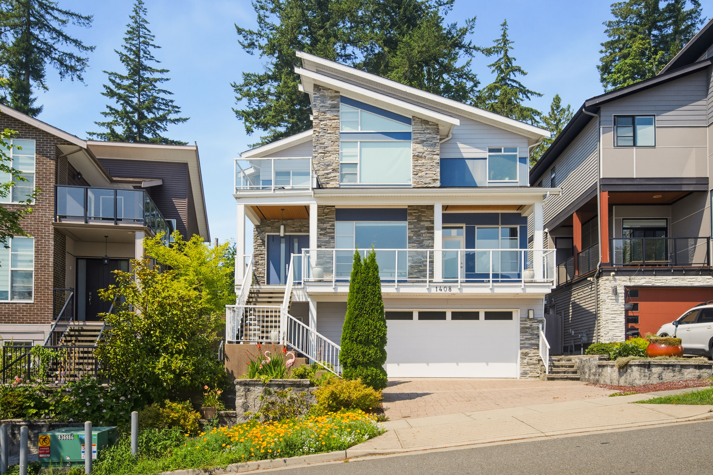 1408 Strawline Hill Street, Coquitlam