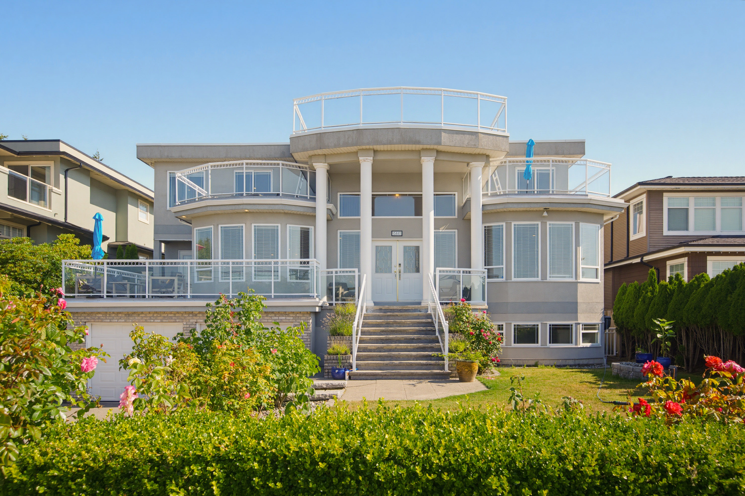 15441 Royal Avenue, White Rock