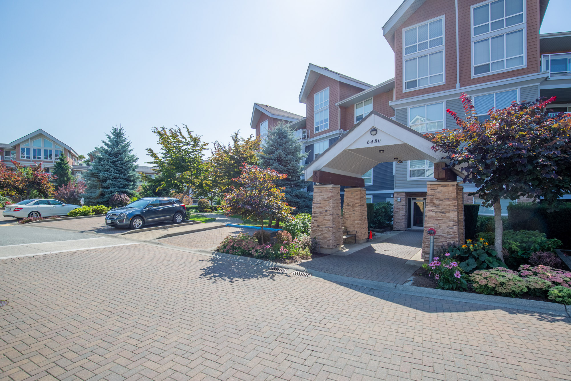 307 - 6480 194 Street, Surrey