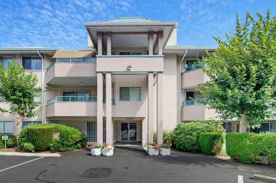 Virtual tour for Larry McGuinness