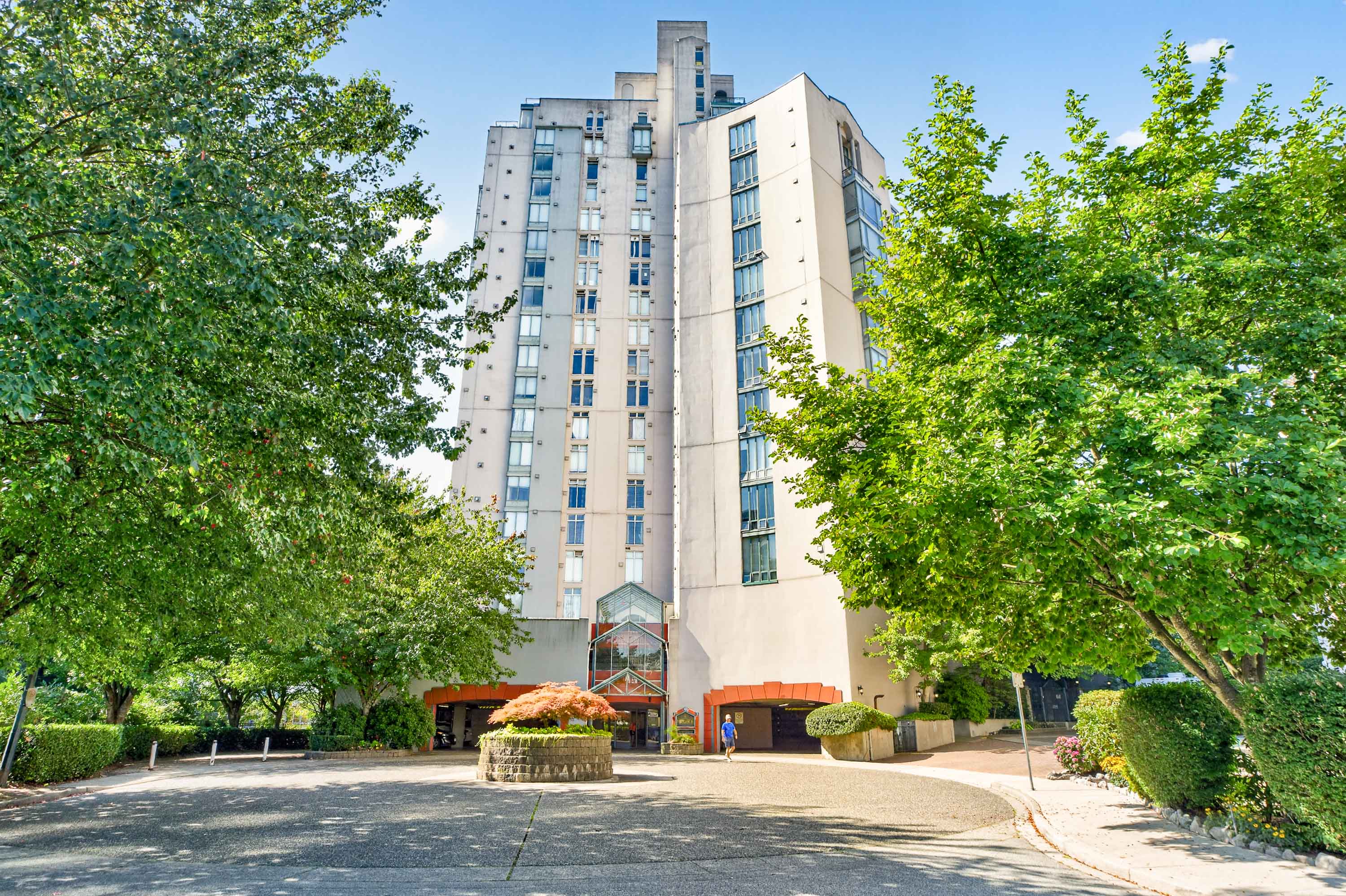 1802 - 8 Laguna Court, New Westminster