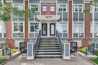 Virtual tour for Logan Crowder