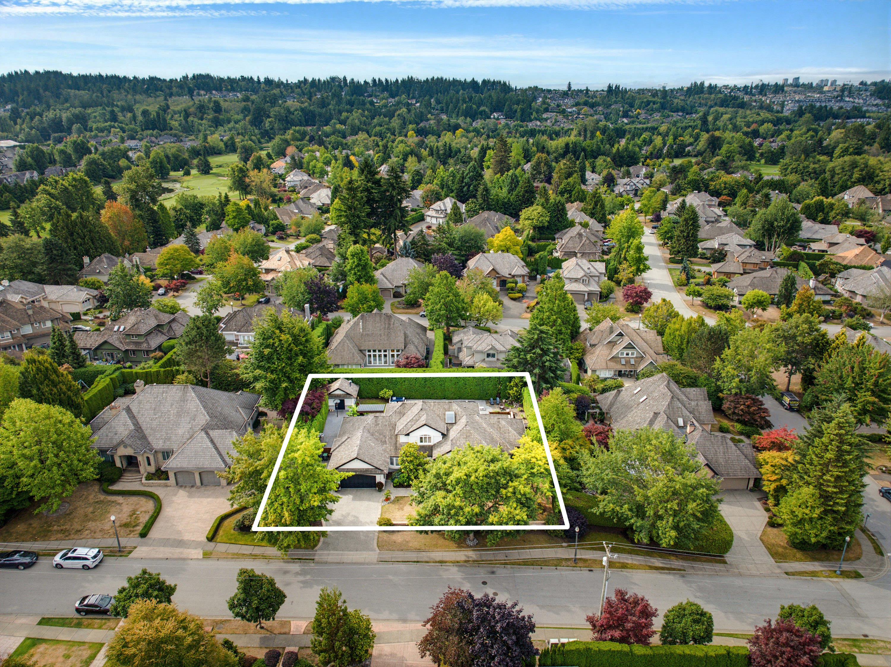 16266 High Park Avenue, Surrey