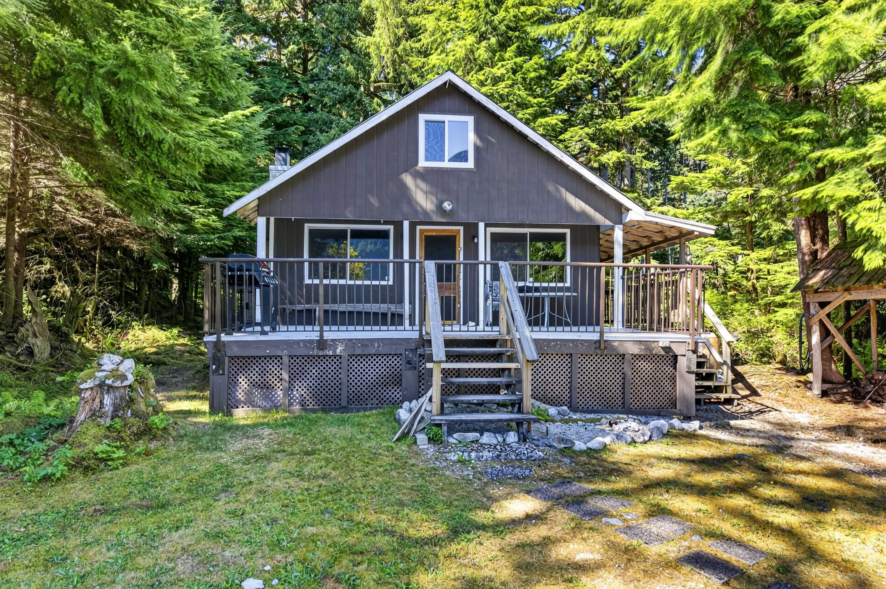 15 Debeck Creek, Pitt Lake