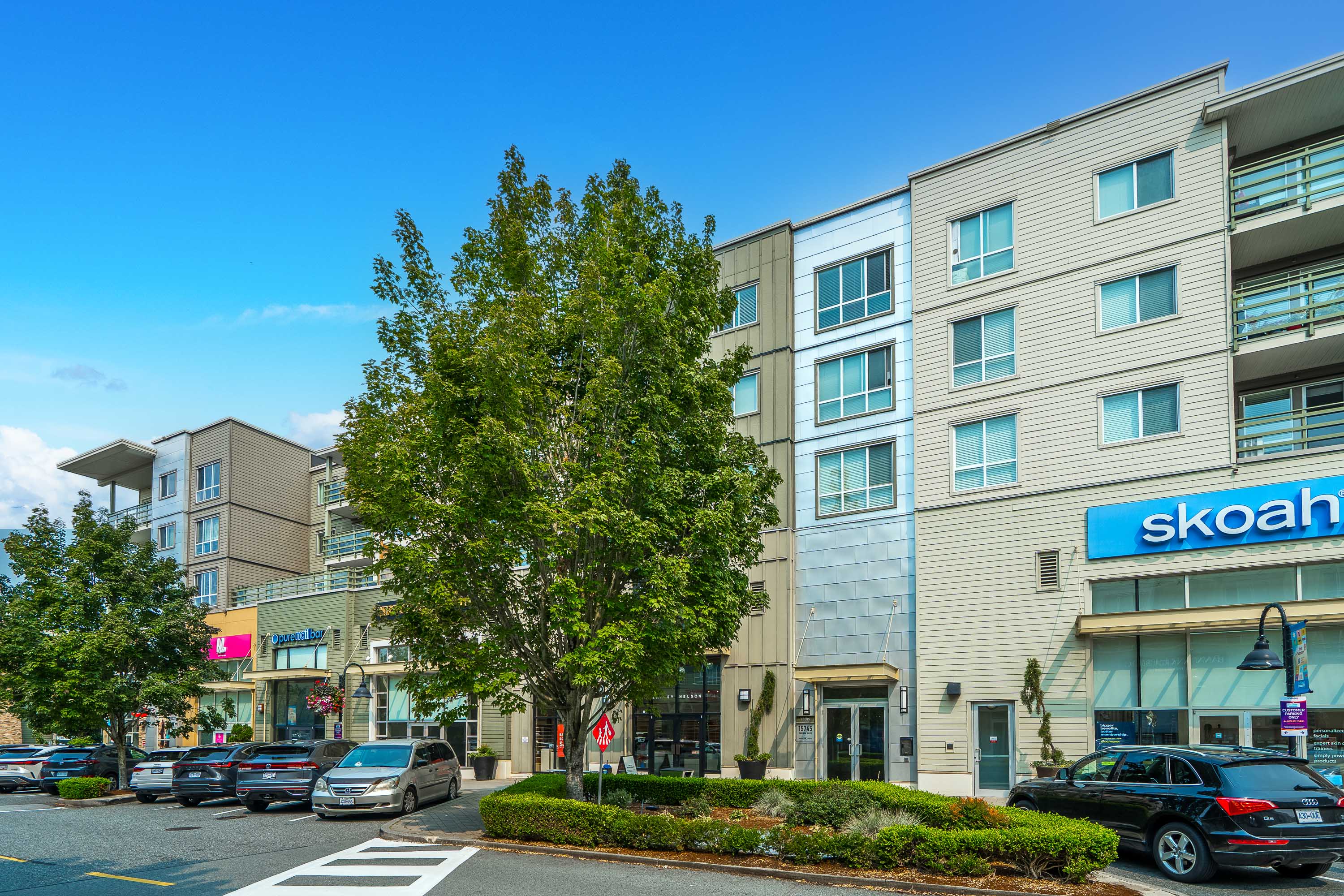 221 - 15745 Croydon Drive, Surrey
