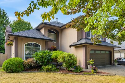 Virtual tour for Robles Real Estate Group