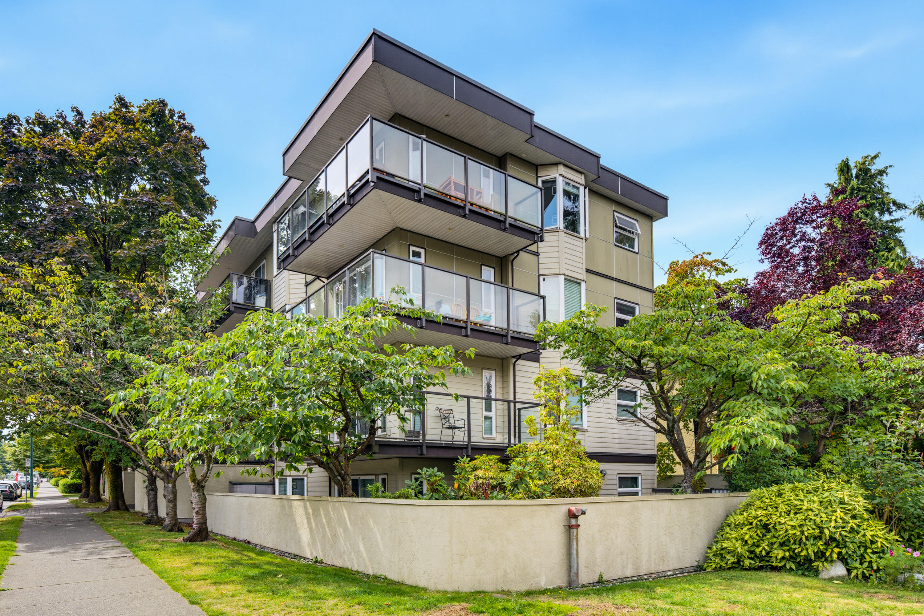 403 - 1200 W 10th Avenue, Vancouver