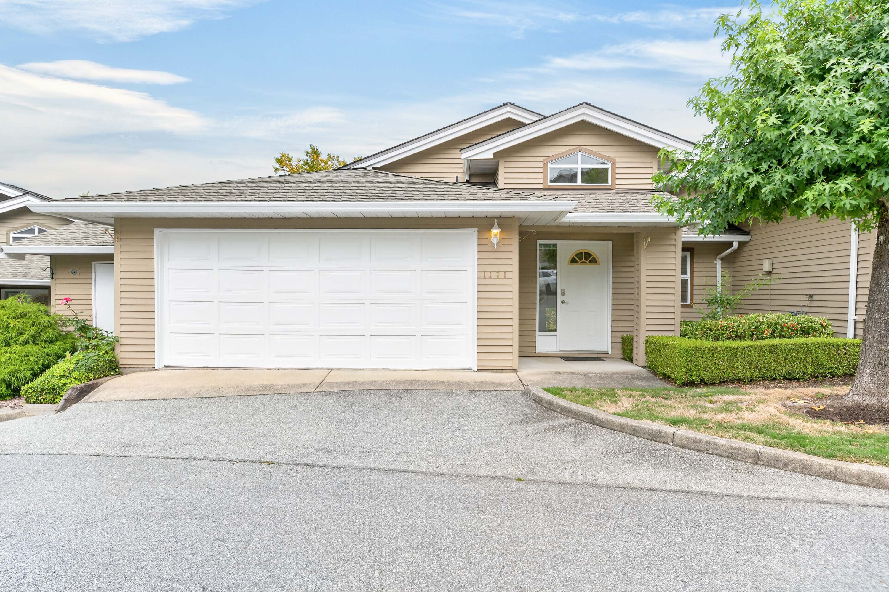 1171 O'Flaherty Gate, Port Coquitlam
