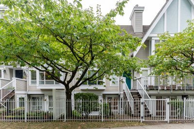 Virtual tour for Axford Real Estate