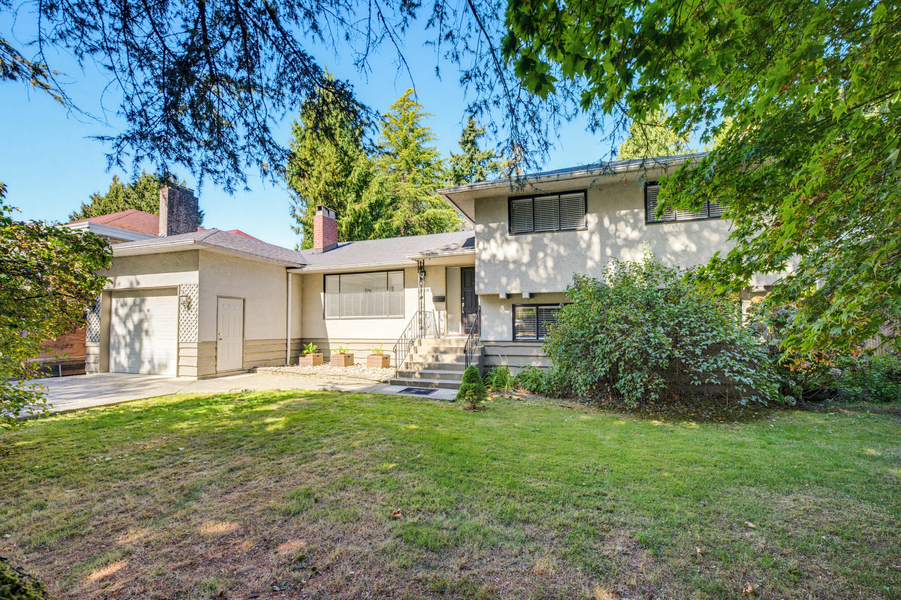 10291 Caithcart Road, Richmond