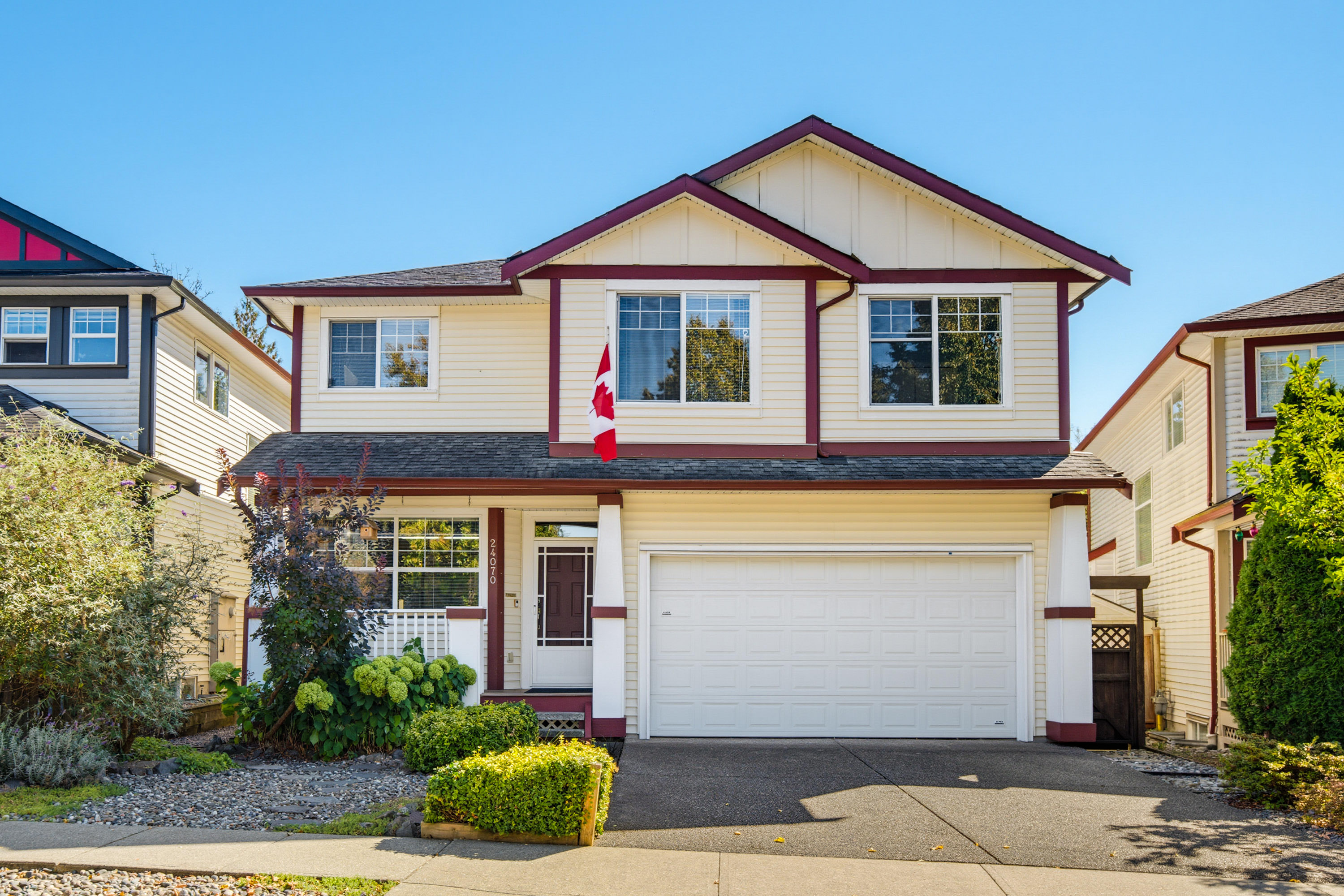 24070 Hill Avenue, Maple Ridge