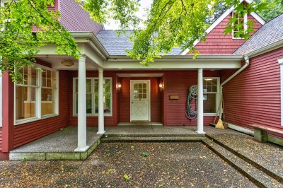 2555 128 Street, Surrey