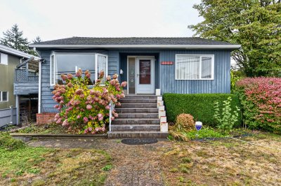 6338 Waltham Avenue, Burnaby