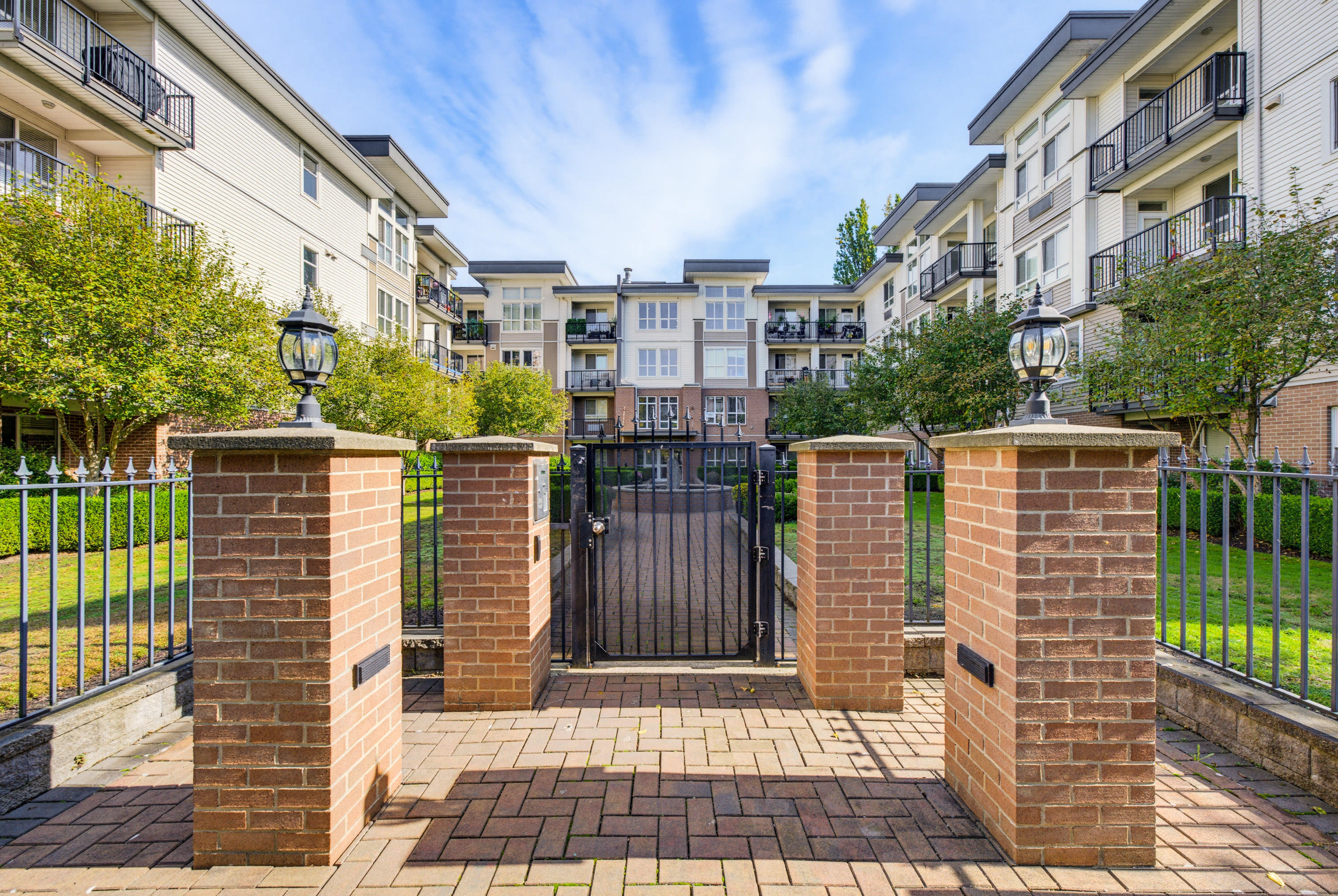 202 - 5430 201 Street, Langley