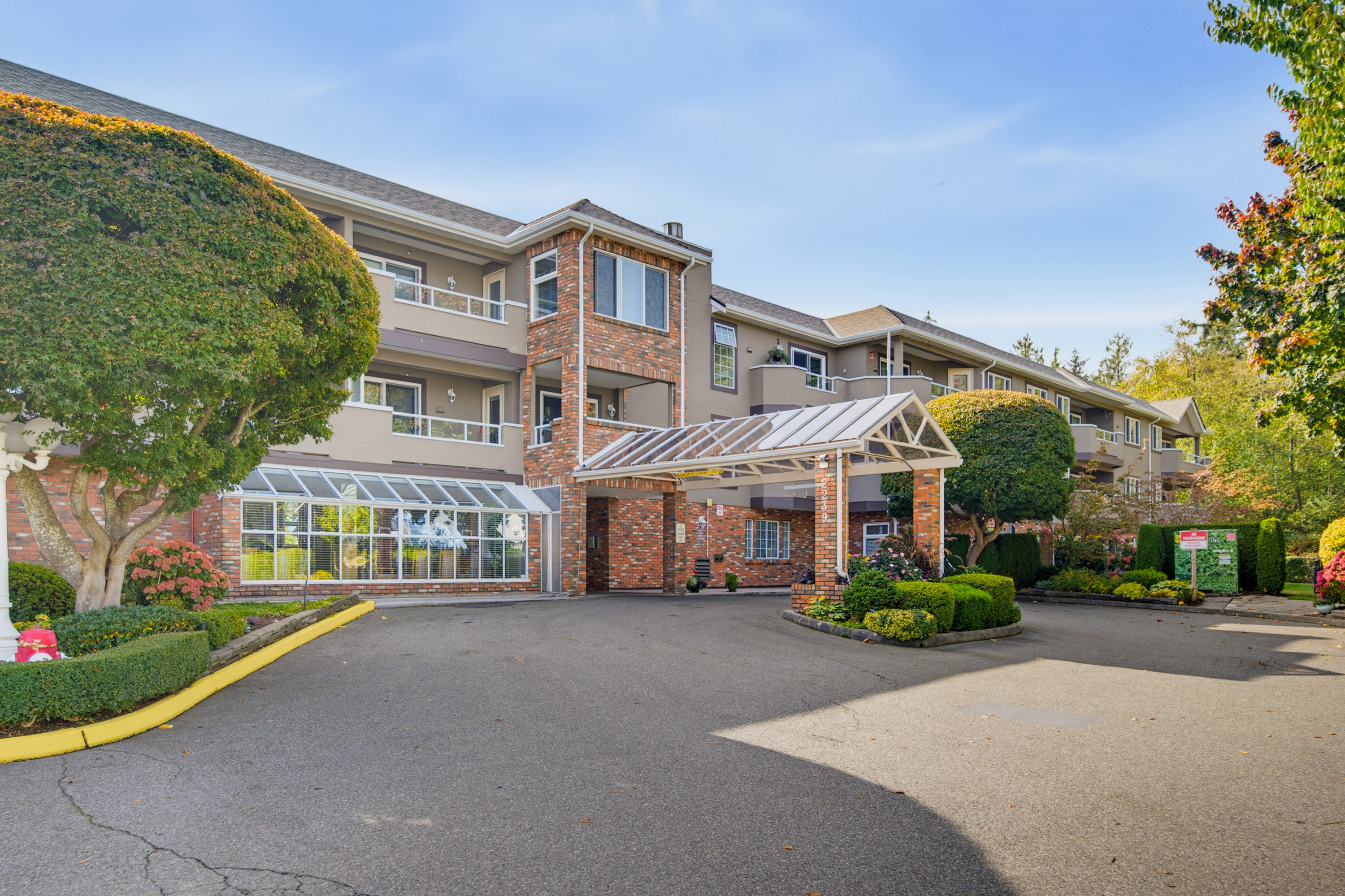 216 - 2239 152 Street, Surrey