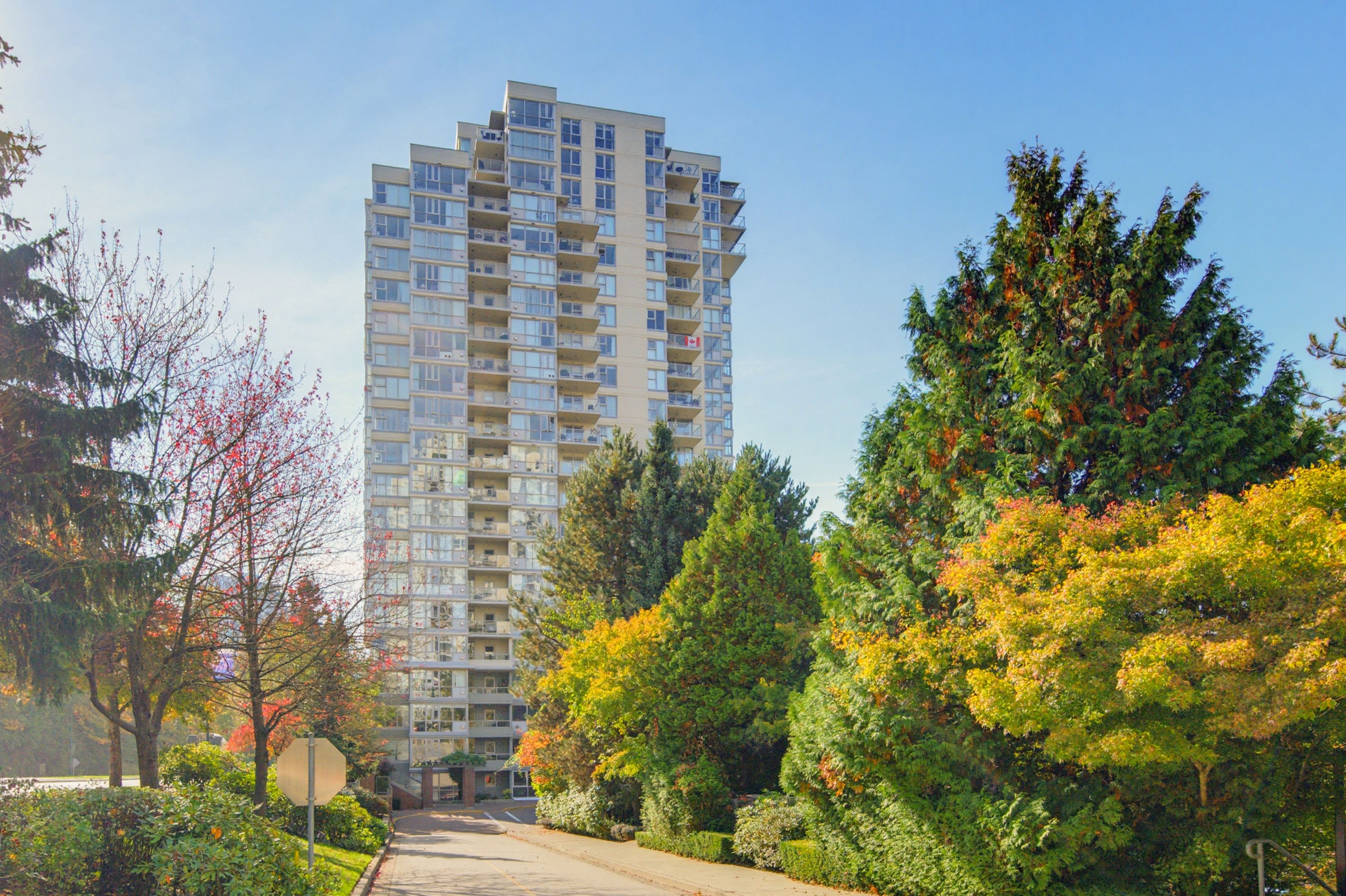 2101 - 235 Guildford Way, Port Moody