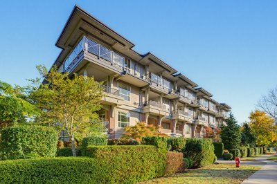 Virtual tour for Moss Moloney