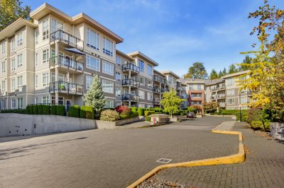 Virtual tour for Shelby and Kelly Mendonca