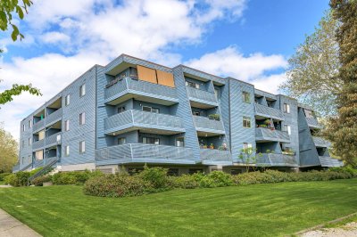 215-5906 176A Street, Surrey